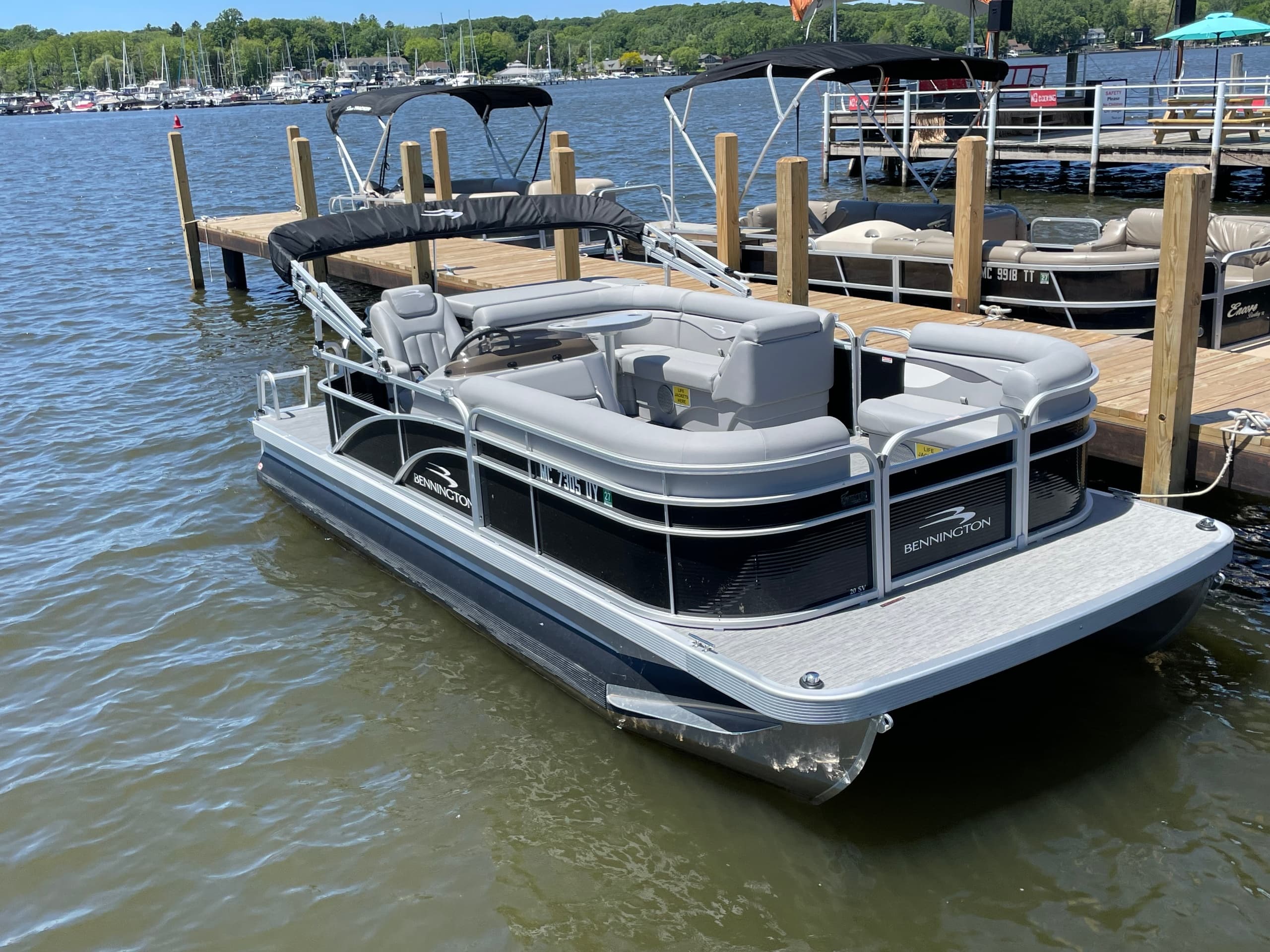 20' Bennington Boat Rental in Saugatuck, Michigan