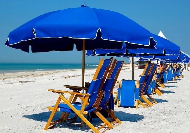 Beach Equipment Rentals at Chaise N' Rays LLC on Dauphin Island