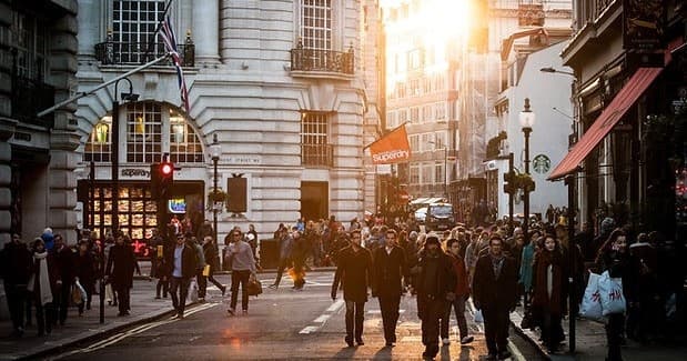 Walking Tours with Passeggiate Londinesi in West London