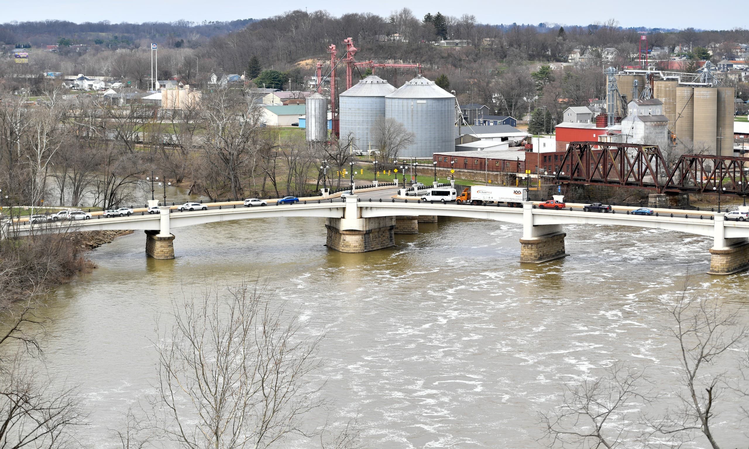 Historic Bridge Tour: Small-Group Drive Along Muskingum River's Covered Spans photo 2