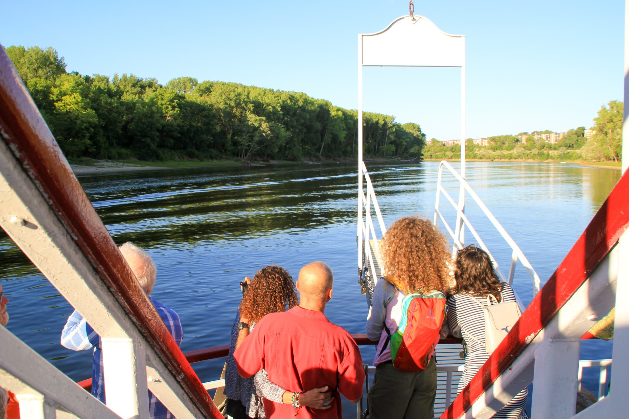 Freedom 250 River Cruise: Mississippi River History, Wildlife & Sunset Sails from Saint Paul photo 1