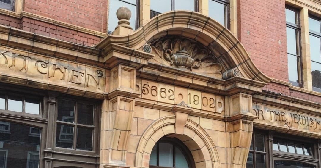Historical Walking Tour of Spitalfields with Look Up London