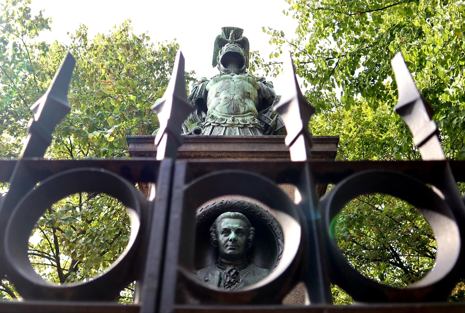 Historical Walking Tour of Berlin's Invalidenfriedhof - Beyond and Beneath Tours