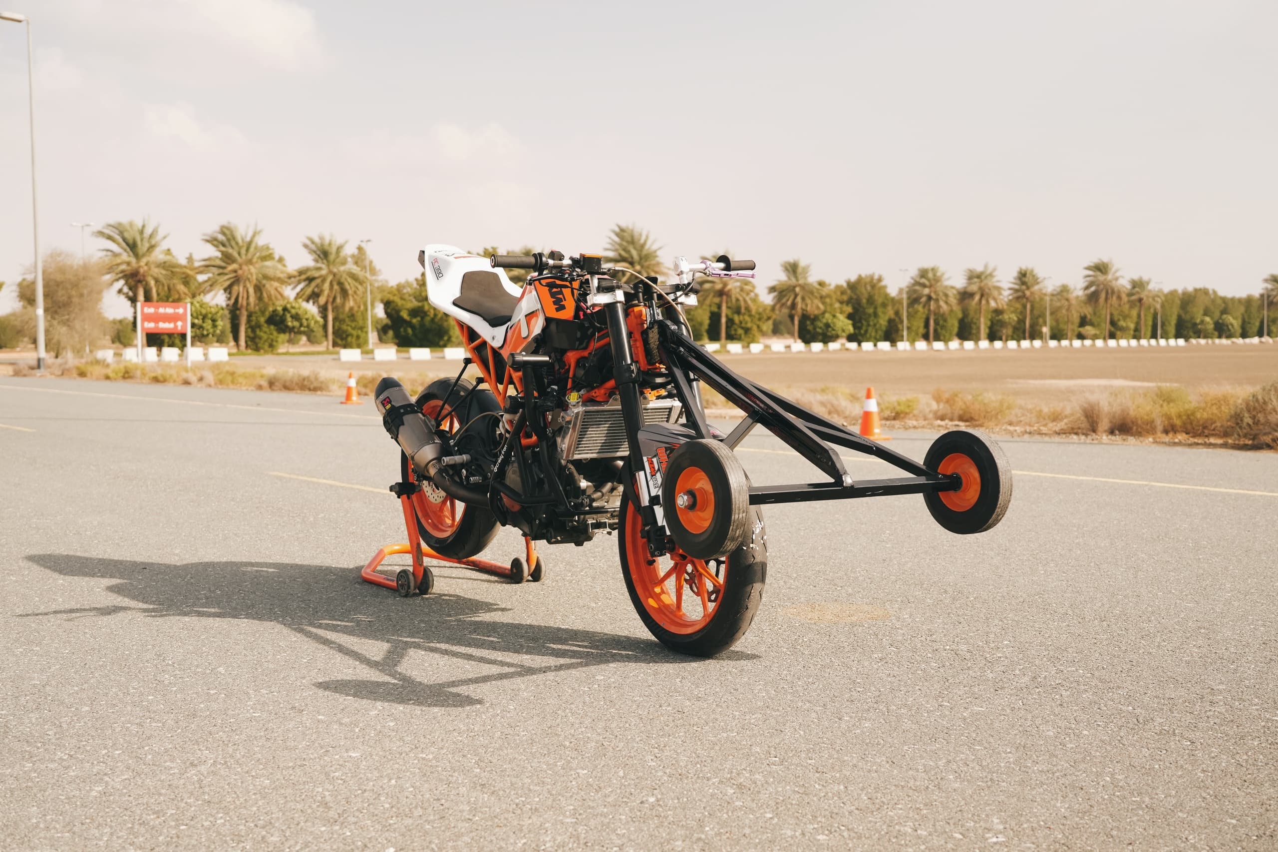 Master Stoppies on a KTM Duke 390 RC in 'Ud al Bayda', Dubai