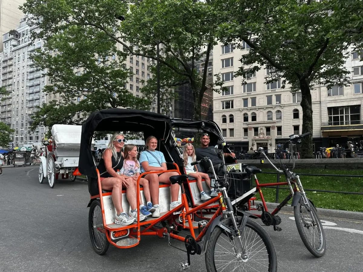 Central Park Elite Tour by Sightseeing Corp