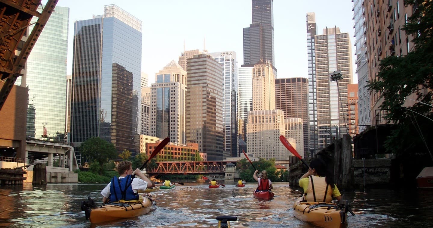 Paddle the Chicago River: An Architectural Kayak Tour Through Downtown