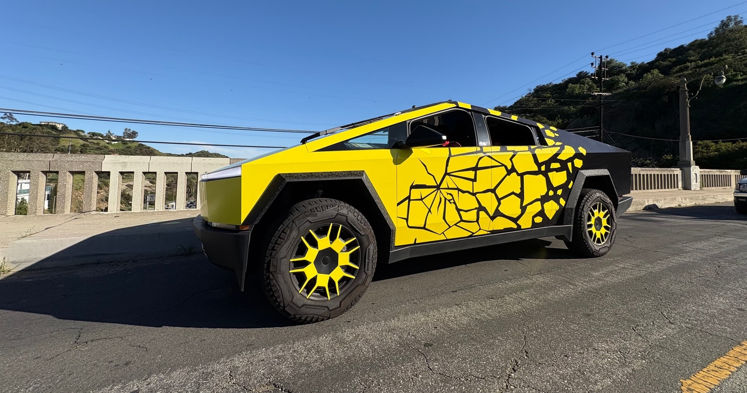 20-Minute Cybertruck Drive on San Francisco Embarcadero
