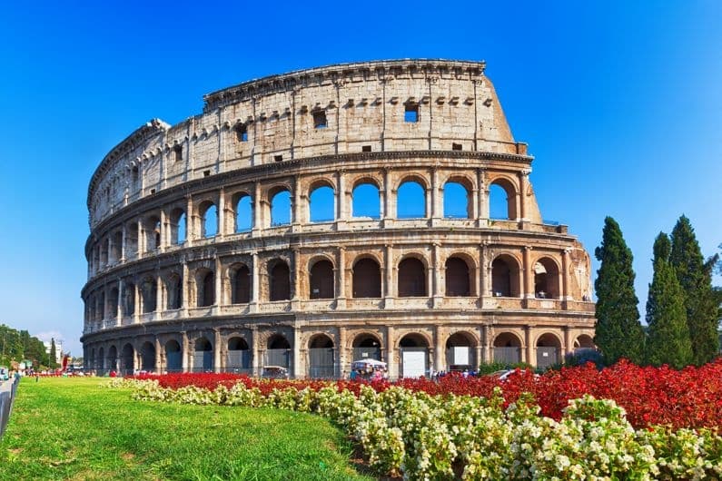 Hop-On Hop-Off Bus & Boat in Rome with Rome Boat Experience