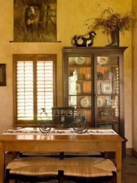 Western Star Cabin: Rustic Texas Getaway Near Brenham's Rolling Prairies photo 4