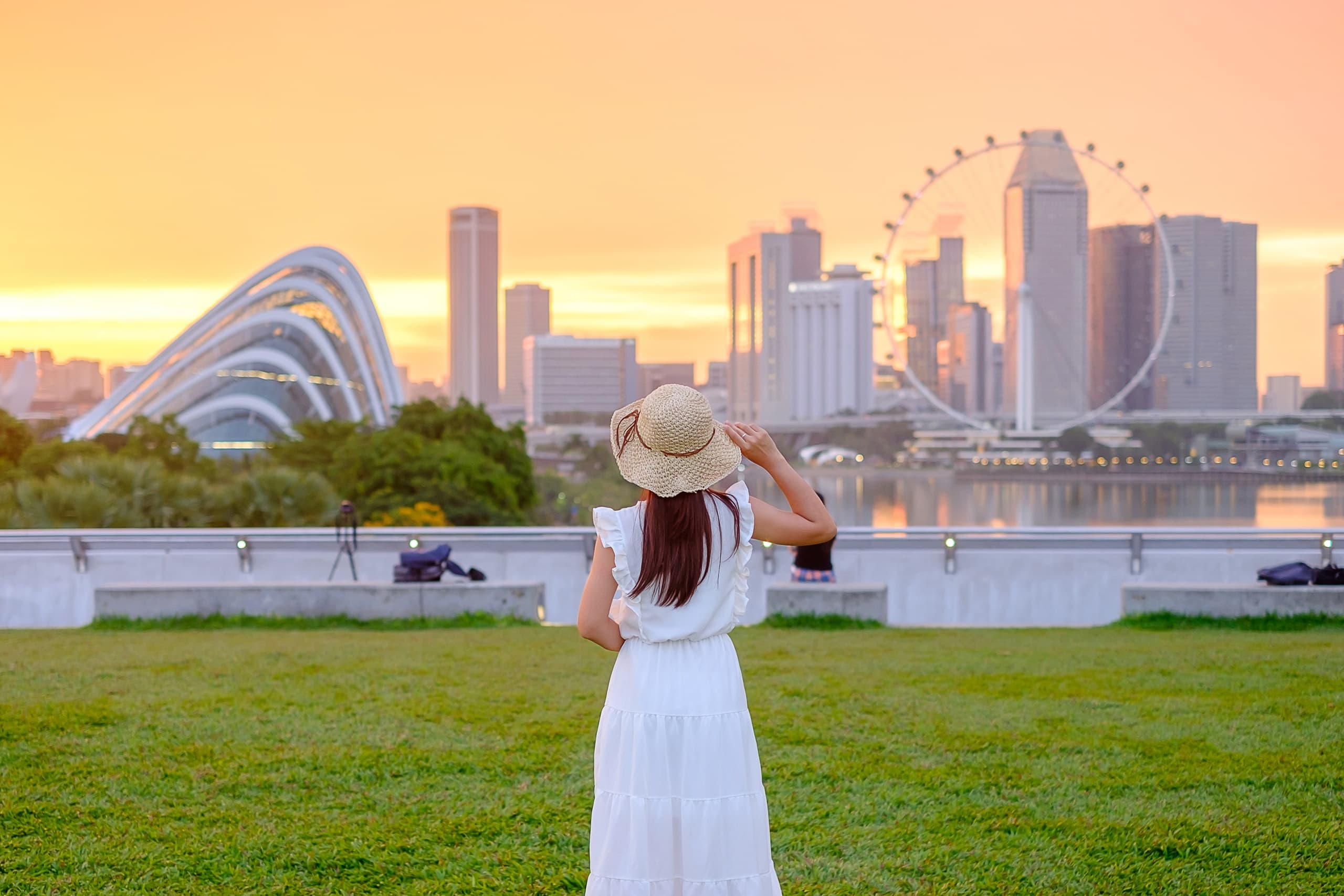 Marina Bay Private Photoshoot: Capture Singapore's Iconic Skyline photo 4