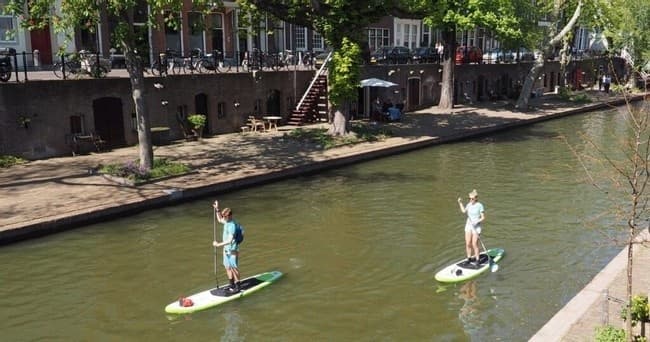 Stand-Up Paddleboarding with DagjeSuppen.nl in Utrecht