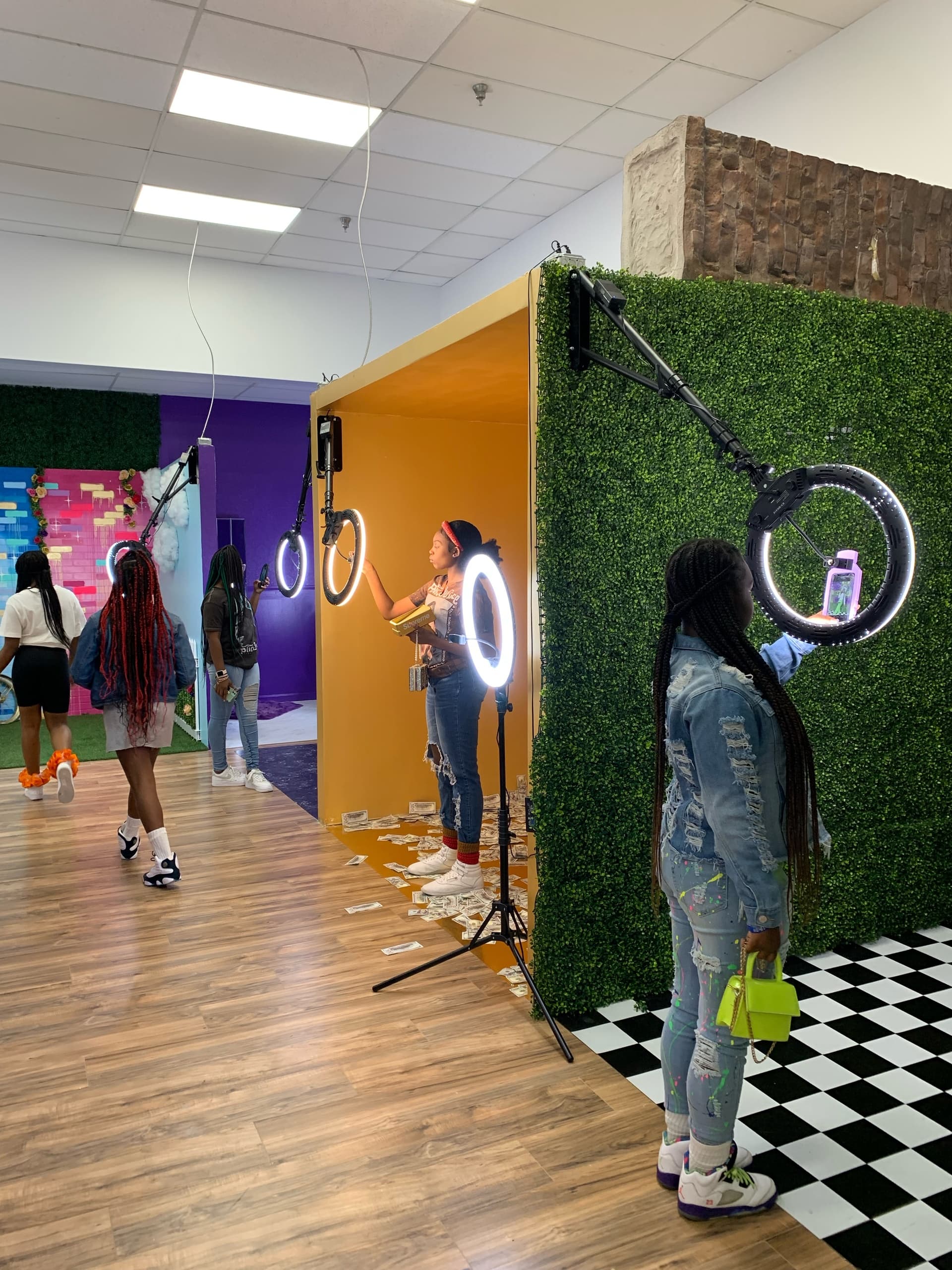 Capture Fun Moments at Jacksonville's Selfie Showroom