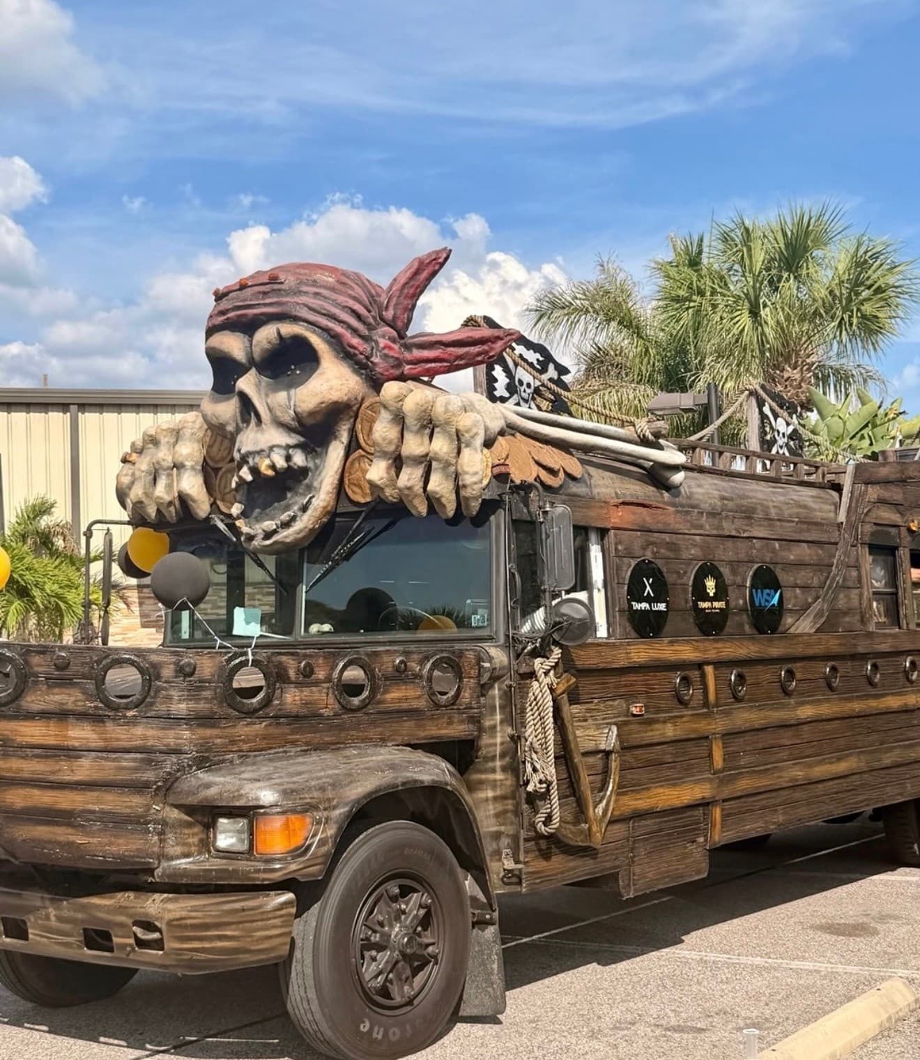 Tampa Pirate Bar Crawl: 4-Hour Adult Nightlife Bus Tour