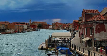 Venetian Islands Water Tour: Murano & Burano Highlights