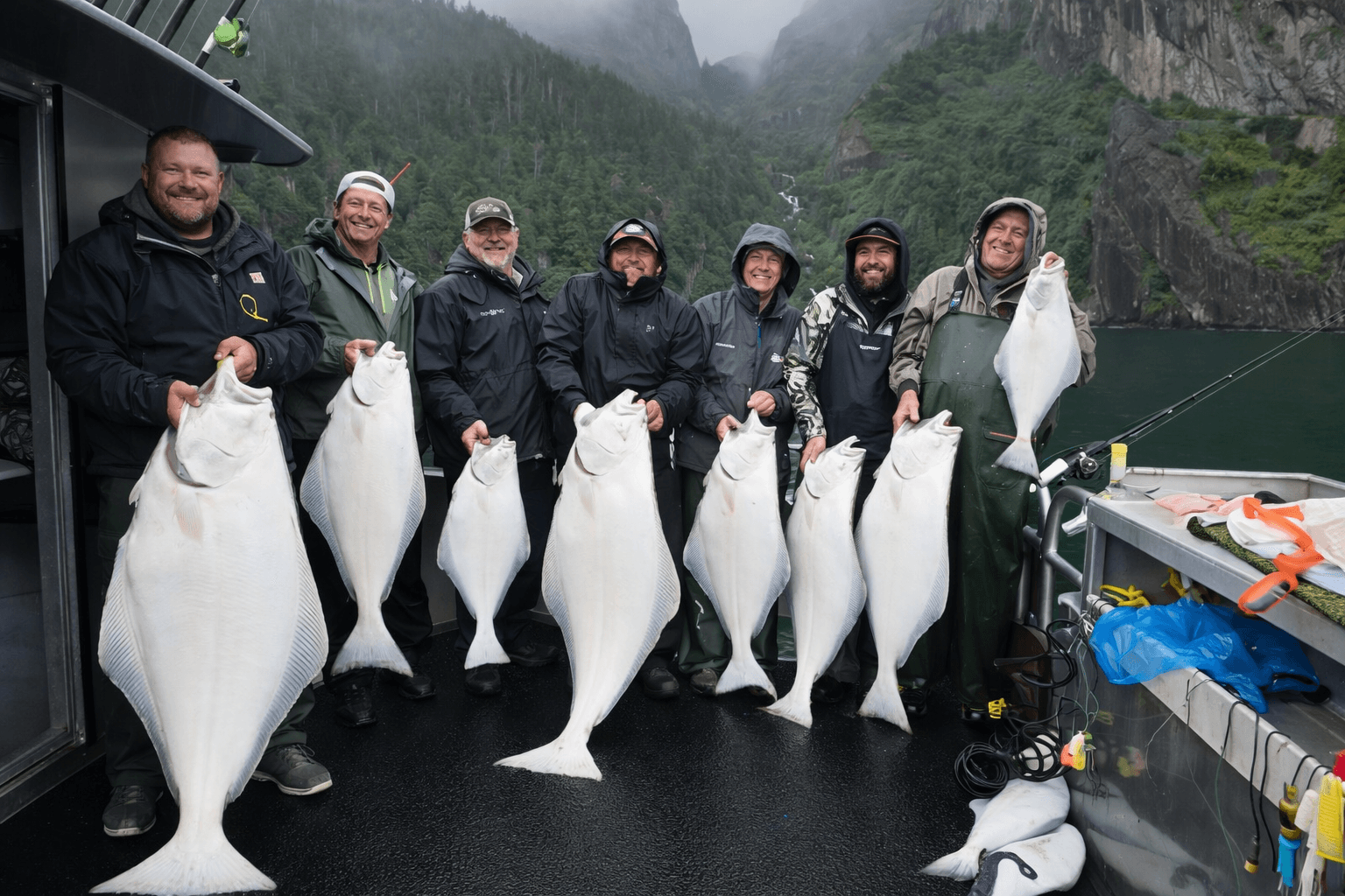 12-Hour Seward Halibut and Rockfish Charter in Resurrection Bay