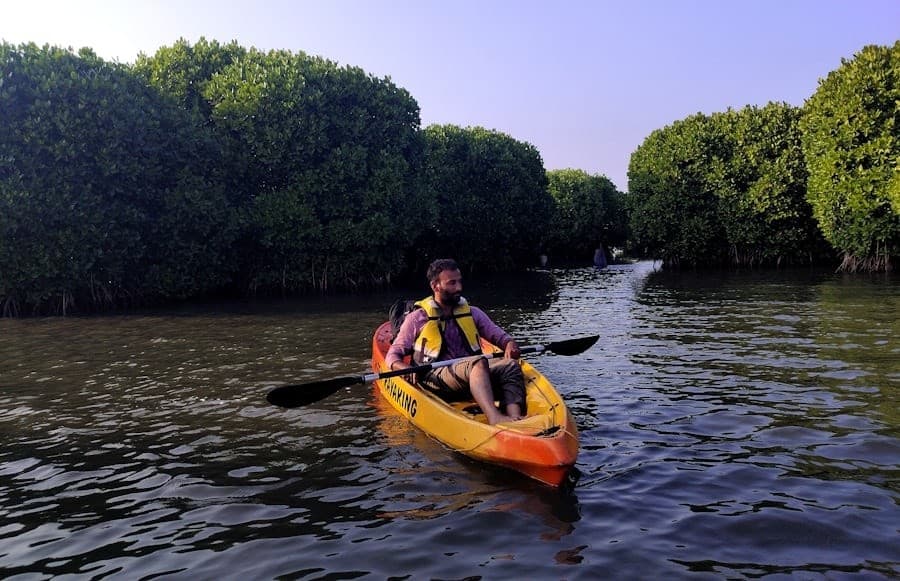 Paddle Eunice’s Quiet 60-Acre Lake: 3-Hour Kayak Rentals for Birding, Fishing, and Family Outings