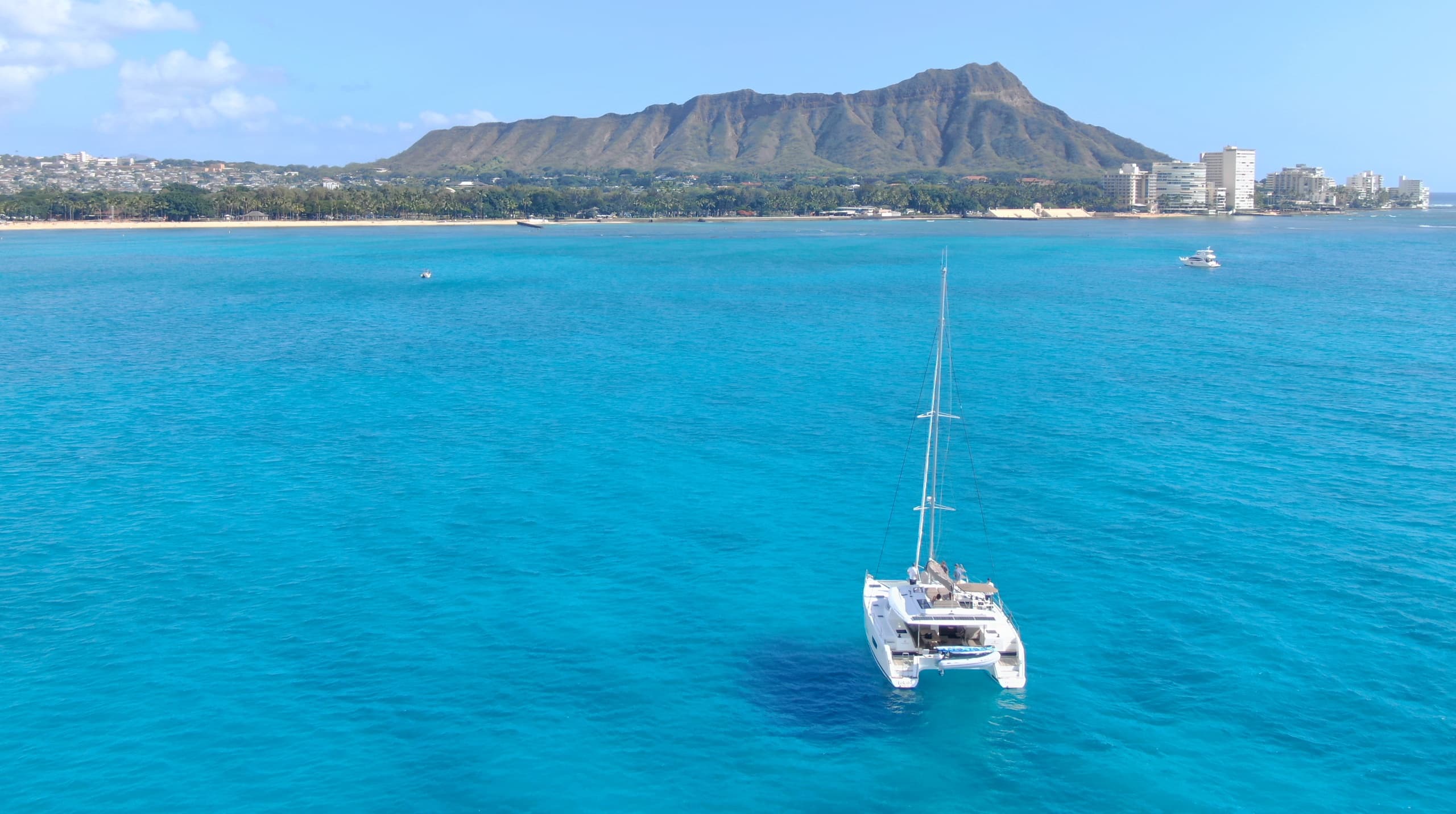 Experience Friday Night Fireworks and Local Flavors on the Tantalus Tour in Honolulu