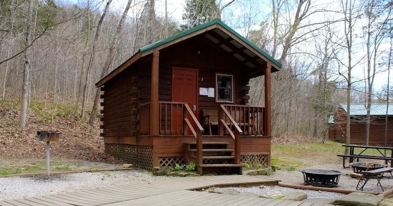 Rustic Cabin Stays at Marengo Cave: Maple Hideaway Retreat
