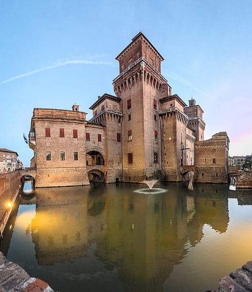 Urban Walking Tour of Ferrara with WALK Ferrara