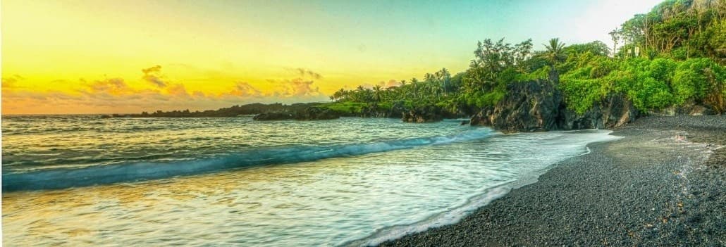 Road to Hāna Tour with Valley Isle Excursions in Maui