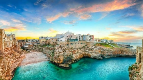 Private Sail from Monopoli to Polignano: 3-Hour Cave and Coast Excursion