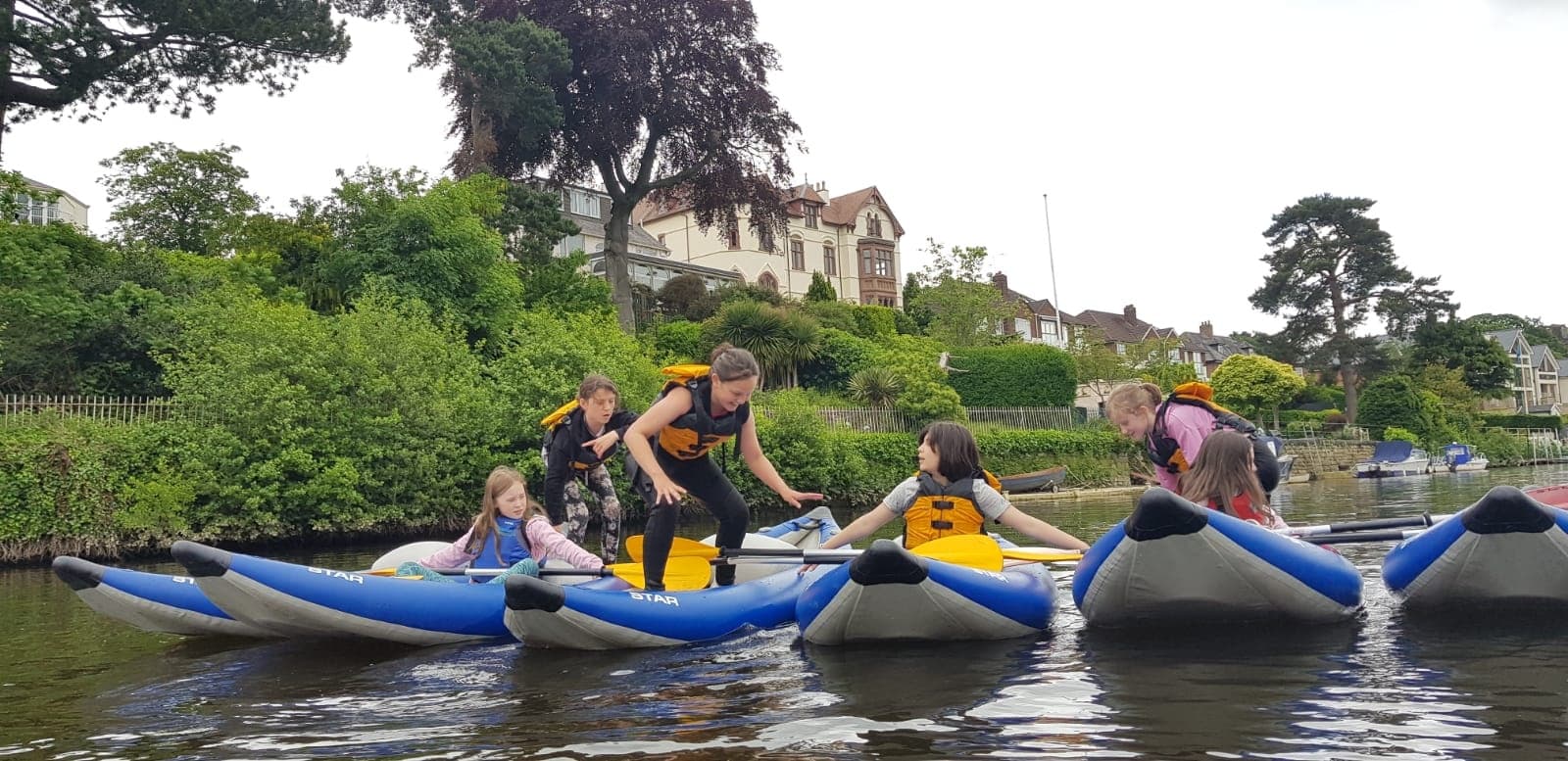 Family Paddling Tour on the River Dee: A Beginner-Friendly Kayak & SUP Adventure in England