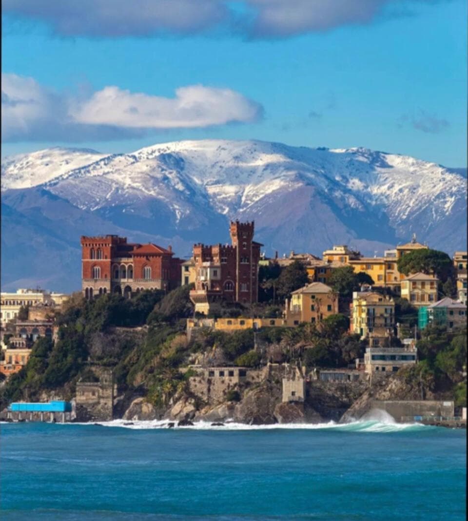 Coastal Walking Tour in Genova with Free Walking Tour Italia