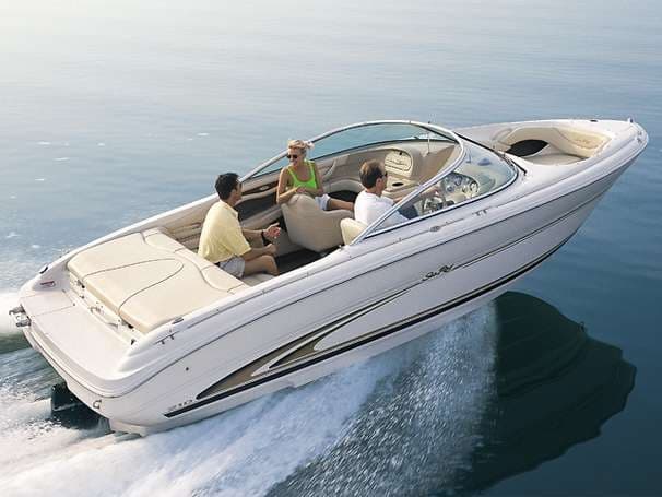 Bigfork Outdoor Rentals’ 23' Skiboat with Tower in Montana