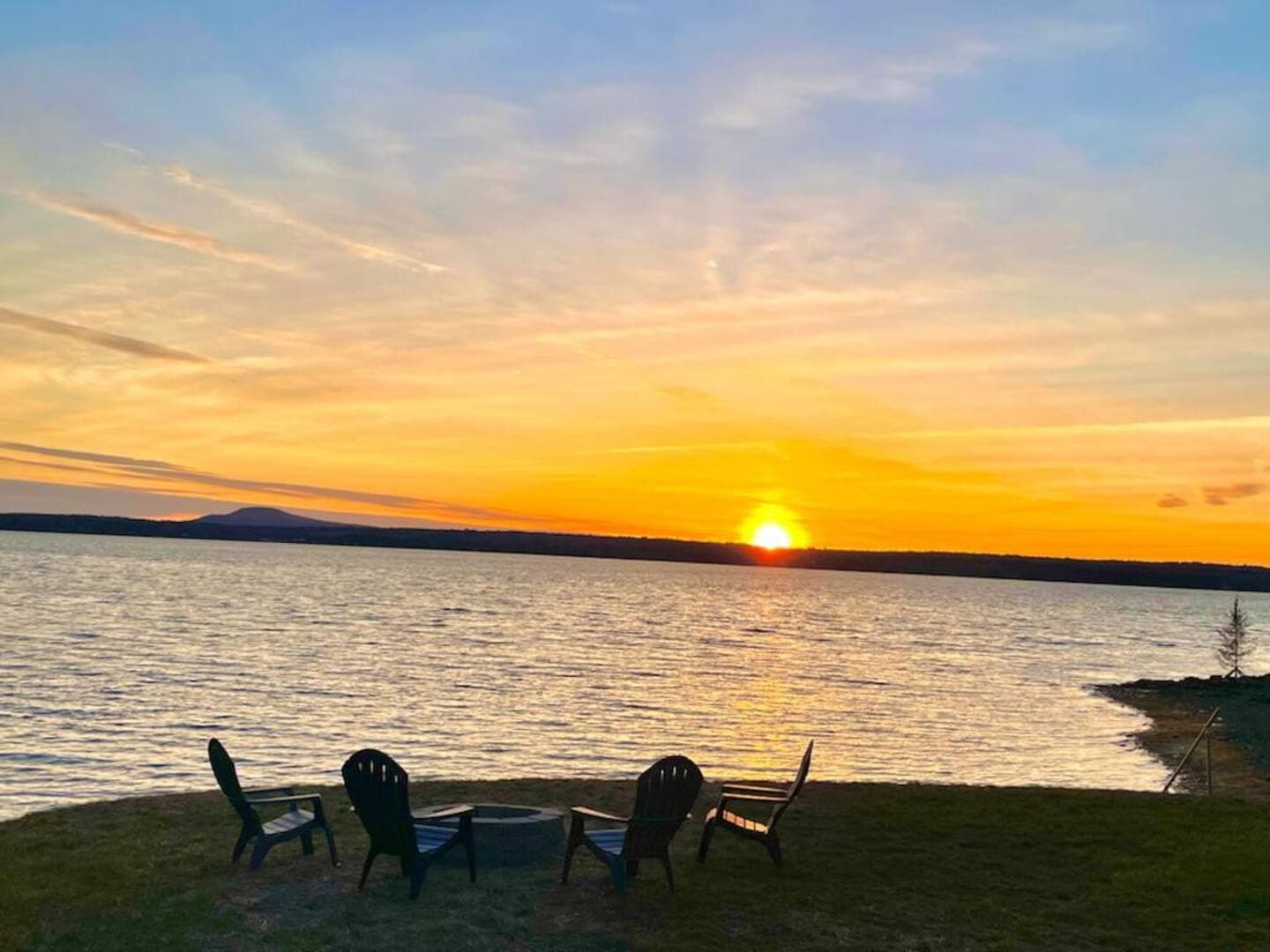 Experience Coastal Maine at Waterview Cottage in Ellsworth