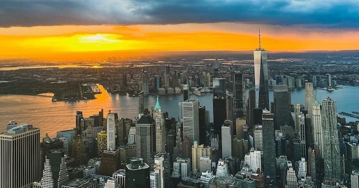 NYC Aerial Flight Adventures with Azzurra City Tours