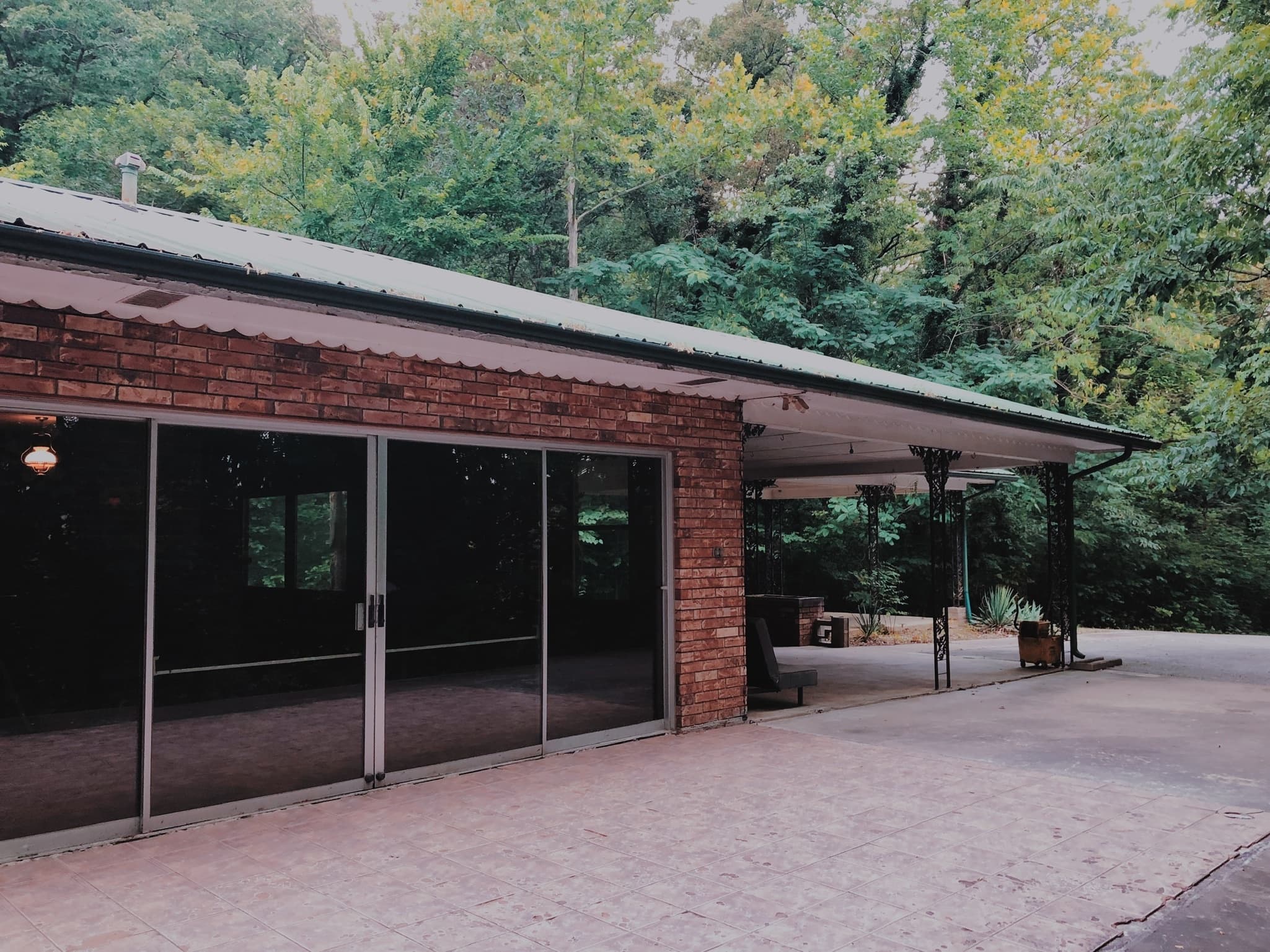 Experience Retro Riverfront Relaxation at That '70s House in Noel, Missouri
