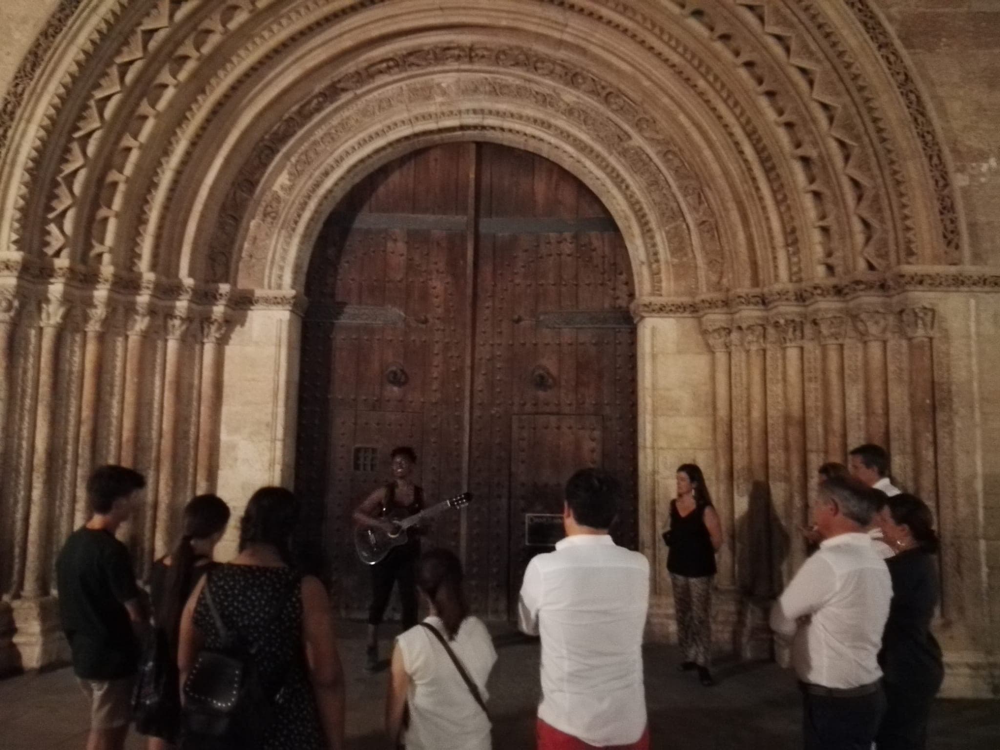 Valencia Night Walking Tour: Misteri e Leggende Guided Ghost Walk
