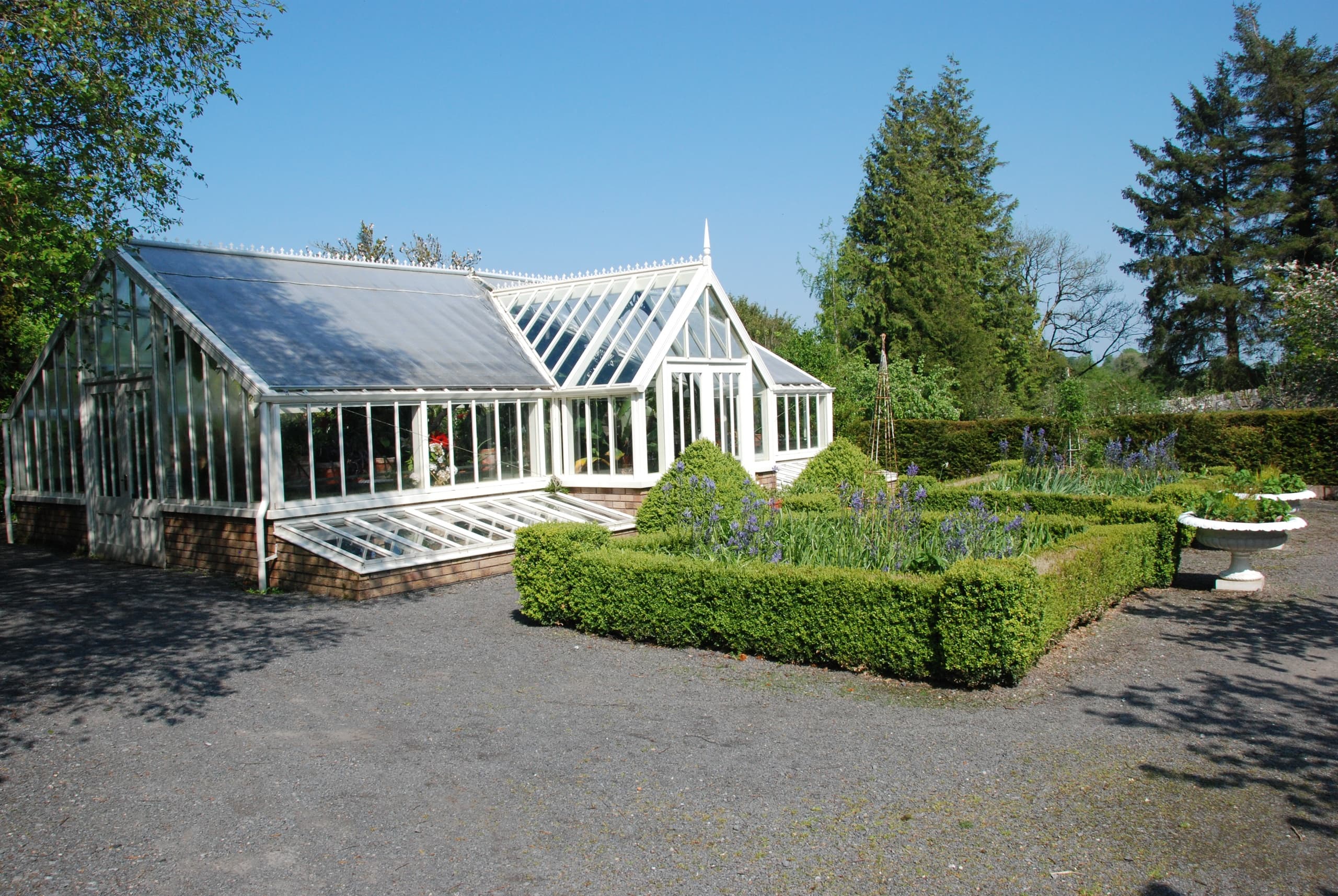 Belvedere Guided Walking Tour: Explore the Jealous Wall & Walled Gardens in Mullingar photo 2