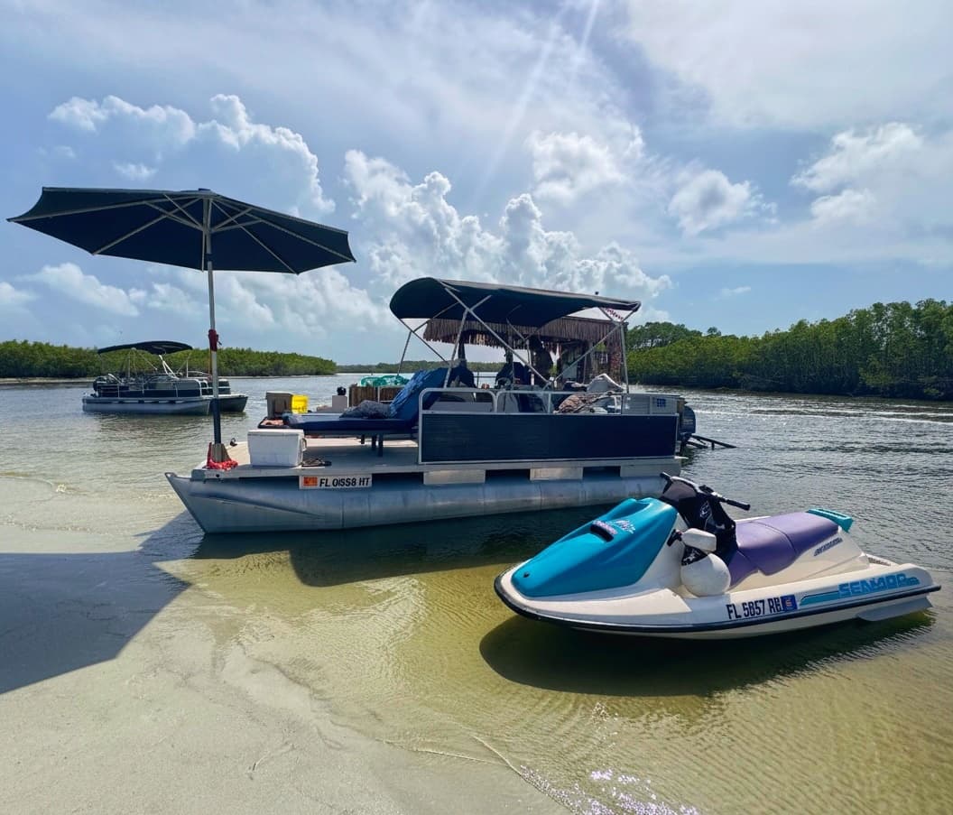 Girls Getaway Boat Charters fleet