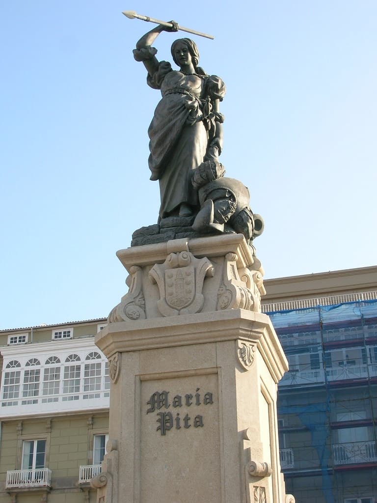 Historic Walking Tours in A Coruña with Tour Galicia