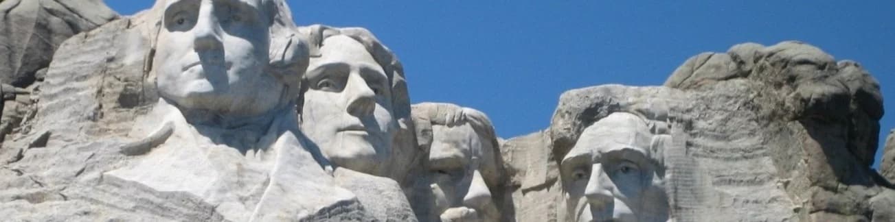 Epic Mount Rushmore to Yellowstone Tour: A 7-Day Journey Through America’s Wild Heart
