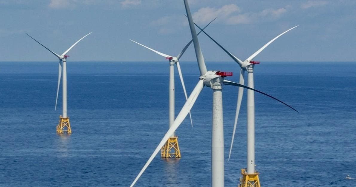 HeliBlock’s Offshore Wind Experience: Helicopter Tours Over Block Island