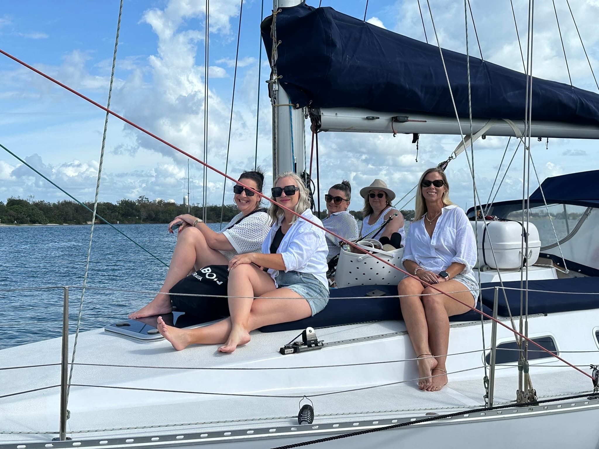Three-Hour High Tea Private Cruise on the Gold Coast Broadwater — Main Beach Luxury Yacht Experience