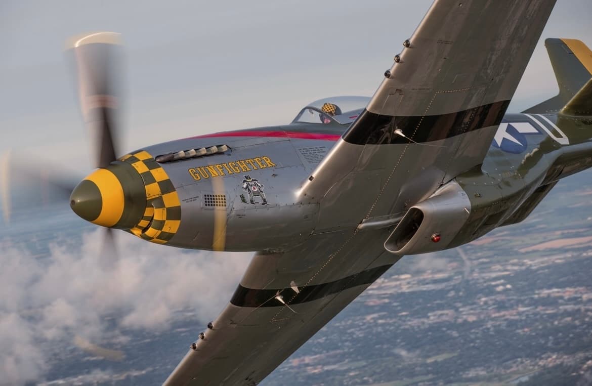 Ride a WWII P-51 Mustang: Gunfighter Flight Experience in Cincinnati