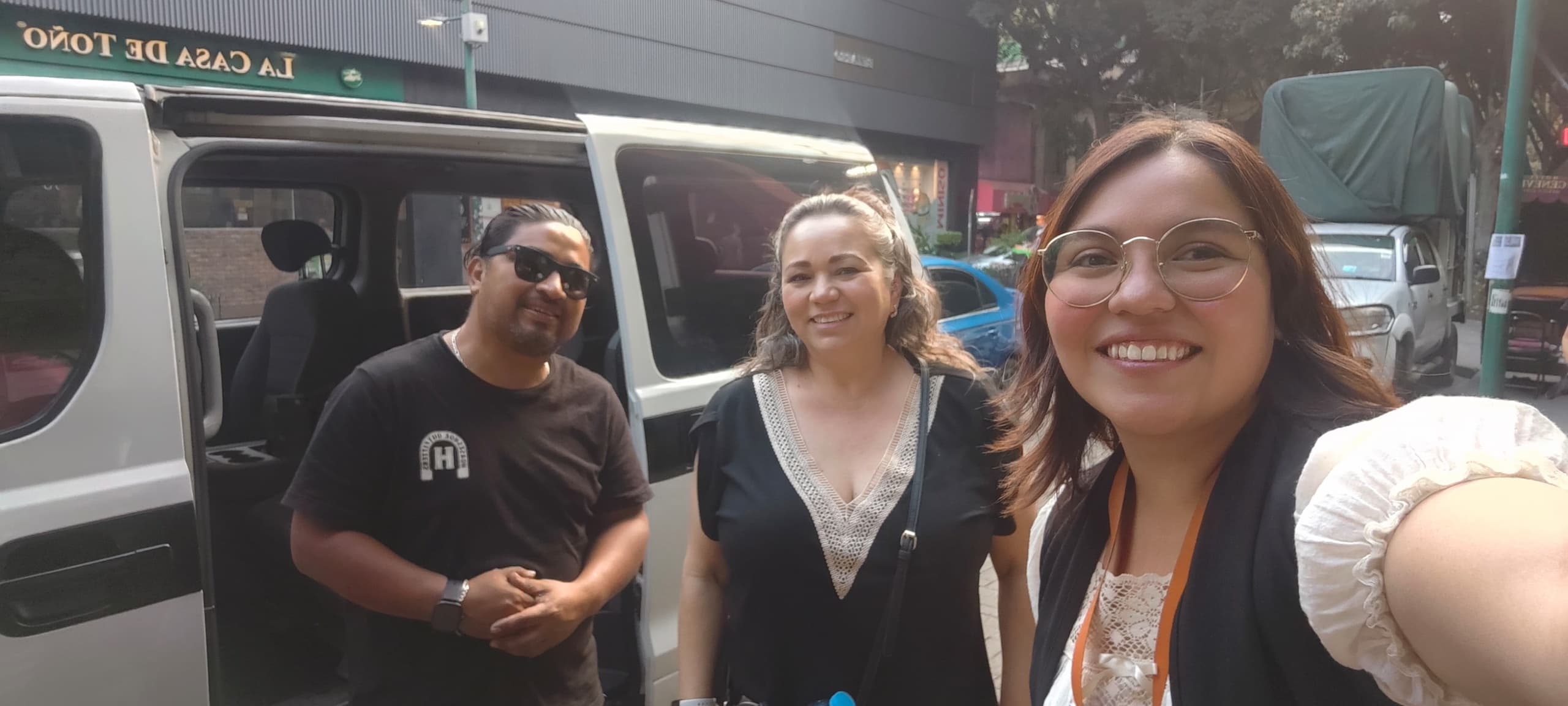 Outdoor Walking Tour with Extra Hours in Mexico City