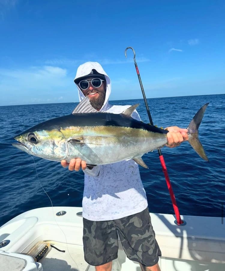 42’ Freeman Half-Day Fishing Trip from Big Pine Key: Reefs, Wrecks & Offshore