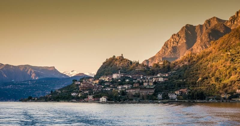 Seamless Lake D'Iseo Ferry Trips with Navigazione Lago D'Iseo