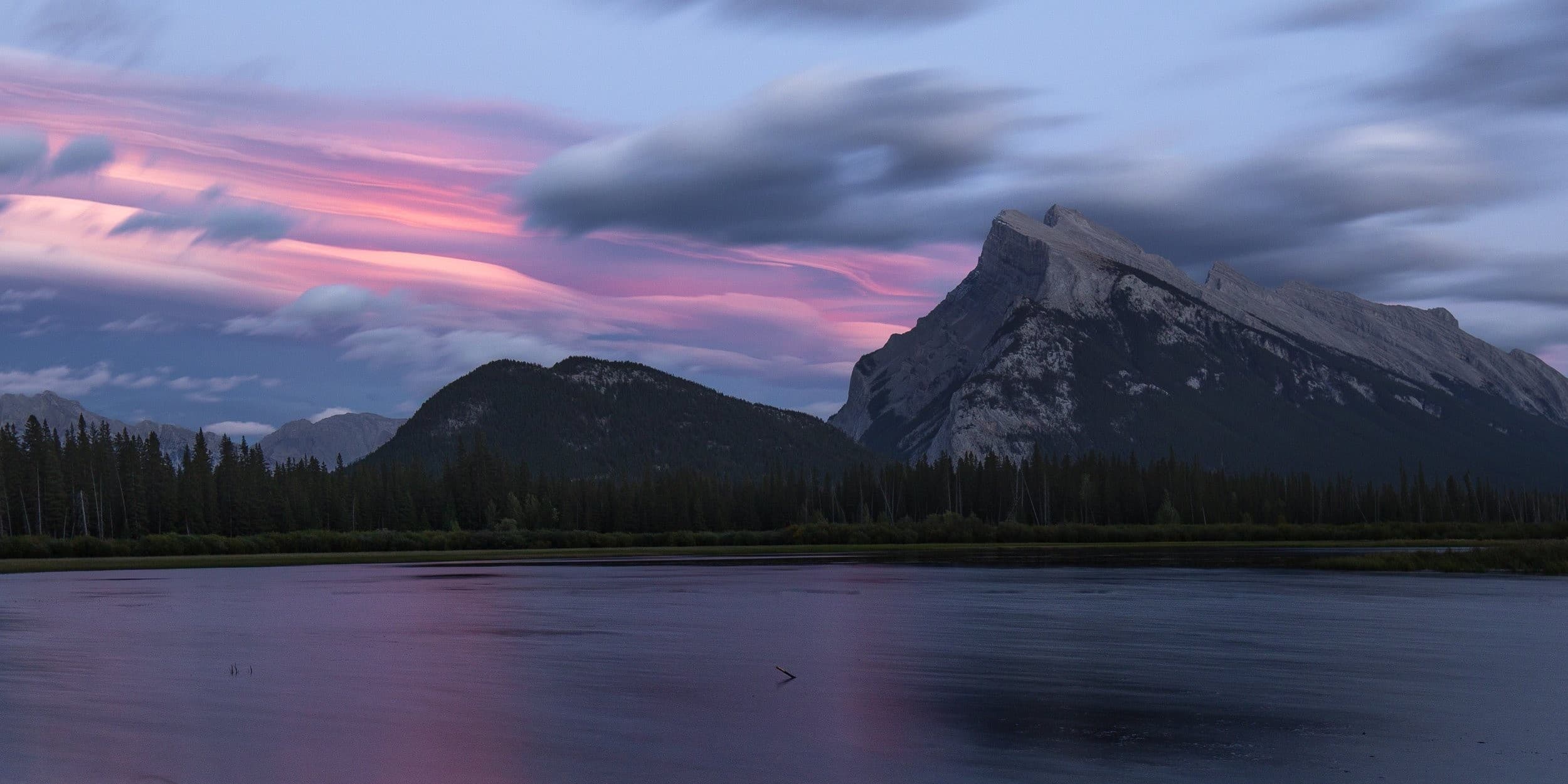 Dawn at Moraine Lake: Sunrise Over the Ten Peaks photo 3
