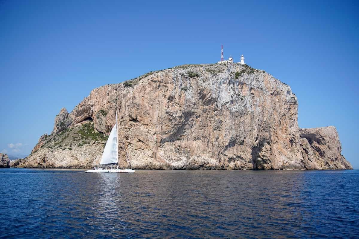 Coastal Boat Trips with Mundo Marino Grupo in Dénia