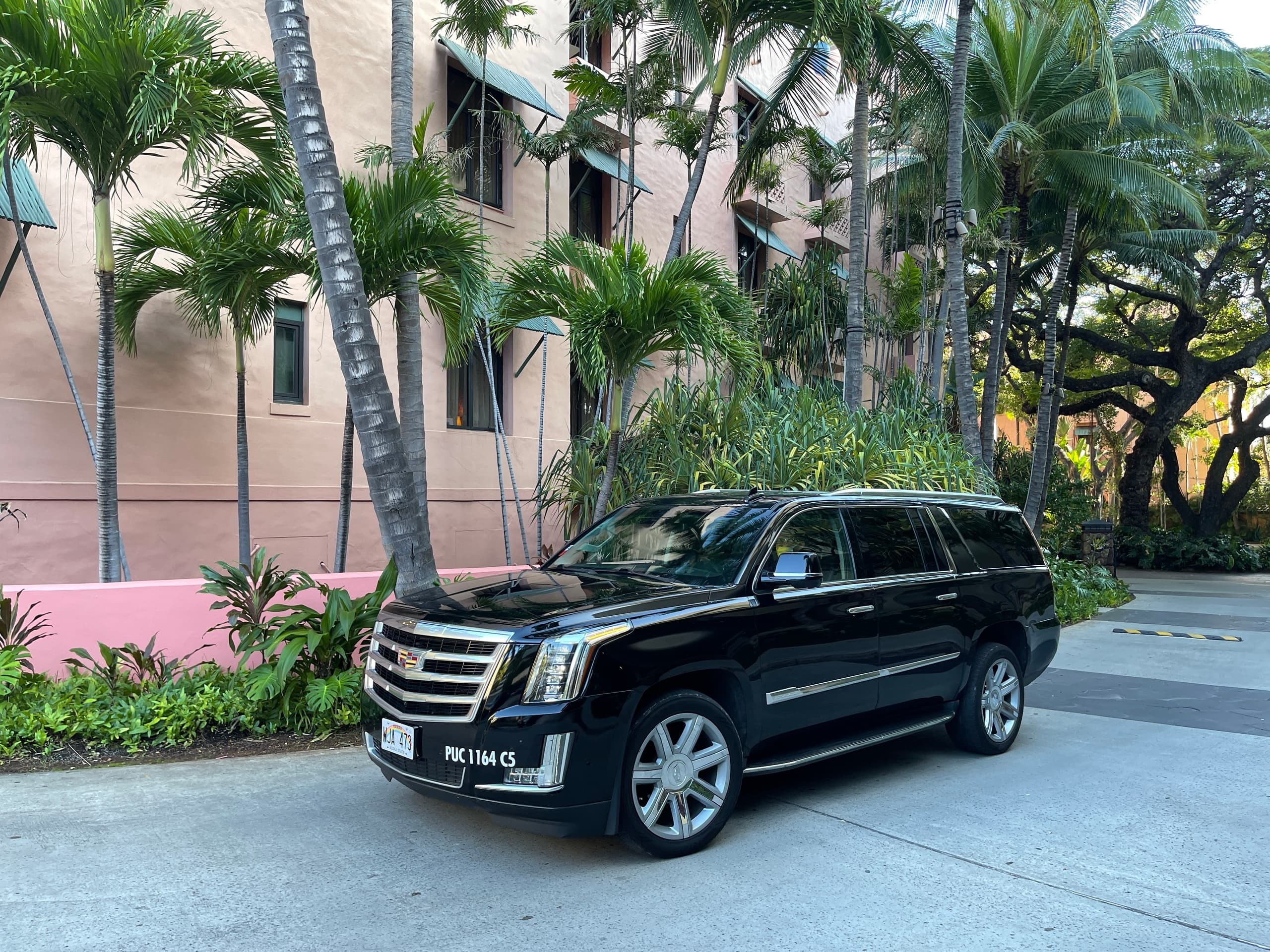 Luxury SUV Transfer from Honolulu Airport to Waikiki