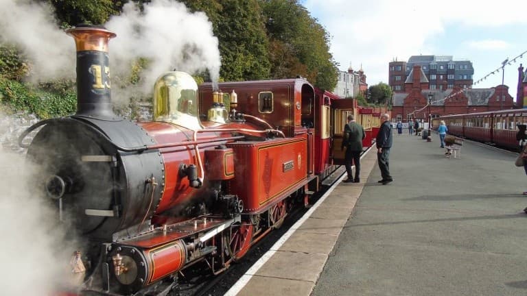 Historical Train & Castle Tour on the Isle of Man with Mann
