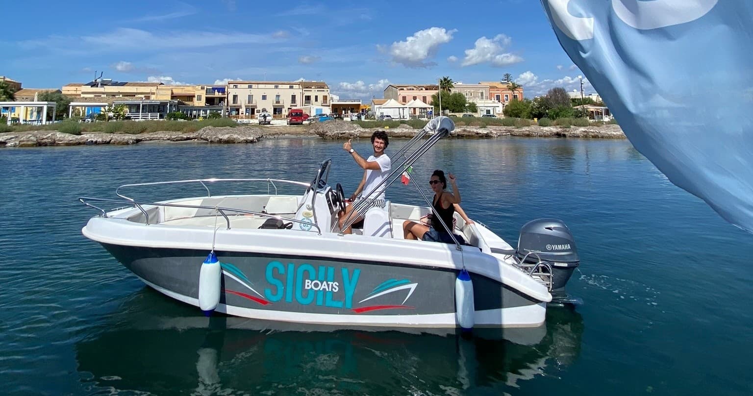 Sicily Boats’ Boat Rentals in Pachino: Unleash the Freedom on the Water