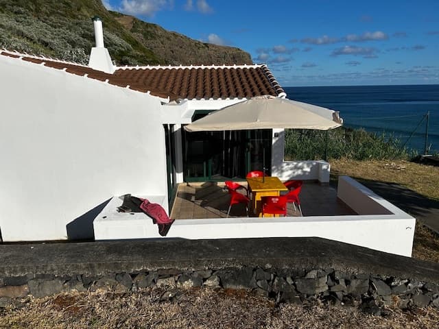 Comfortable Bungalows by Paraiso Radical in Porto Salvo