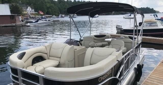 Pontoon Boat Rentals with Hamer Bay Marine in MacTier