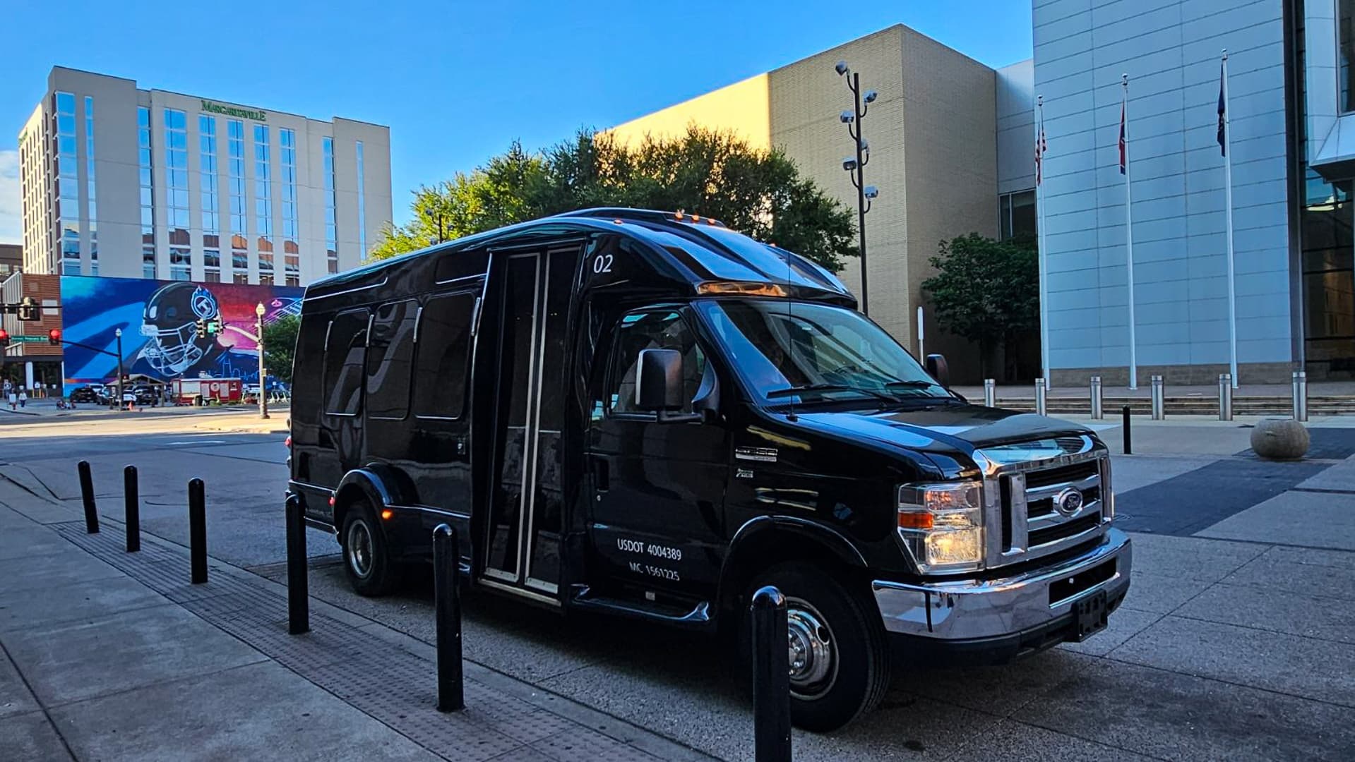 Luxury Van Charter in Nashville with Just IN Time Adventures